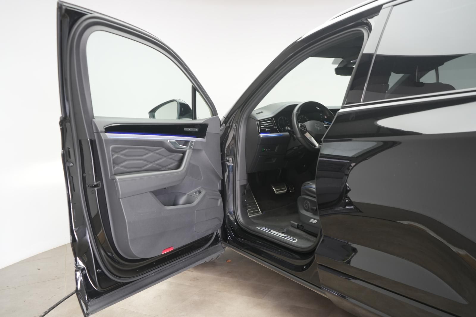 Volkswagen Touareg R 3.0 V6 e-Hybrid 4Motion Leder/ACC/Kame