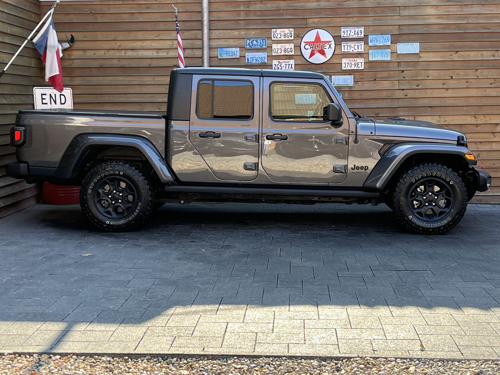 Jeep Gladiator 3,6l WILLYS 4x4 CarPlay AHK ALPINE LPG