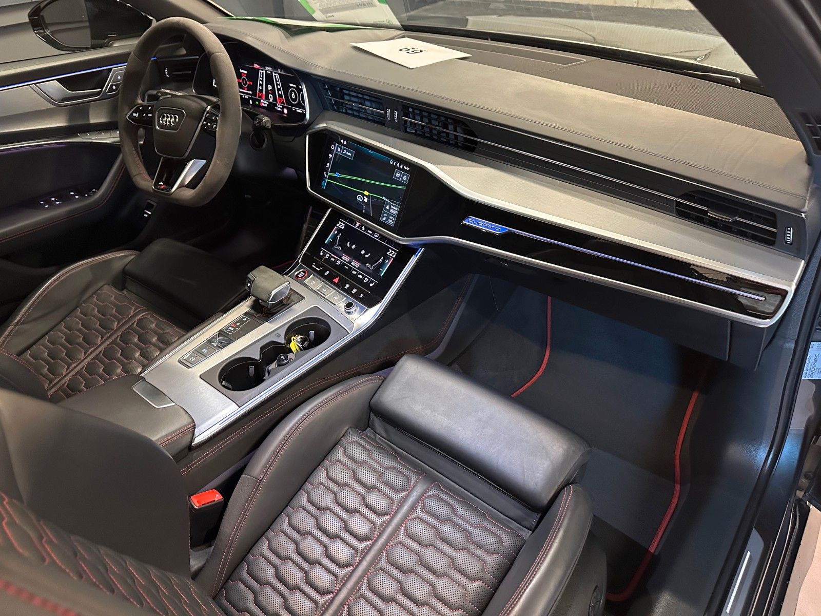 Audi RS6 Avant 4.0 TFSI quattro*LASER*PANORAMA*DYNAMI