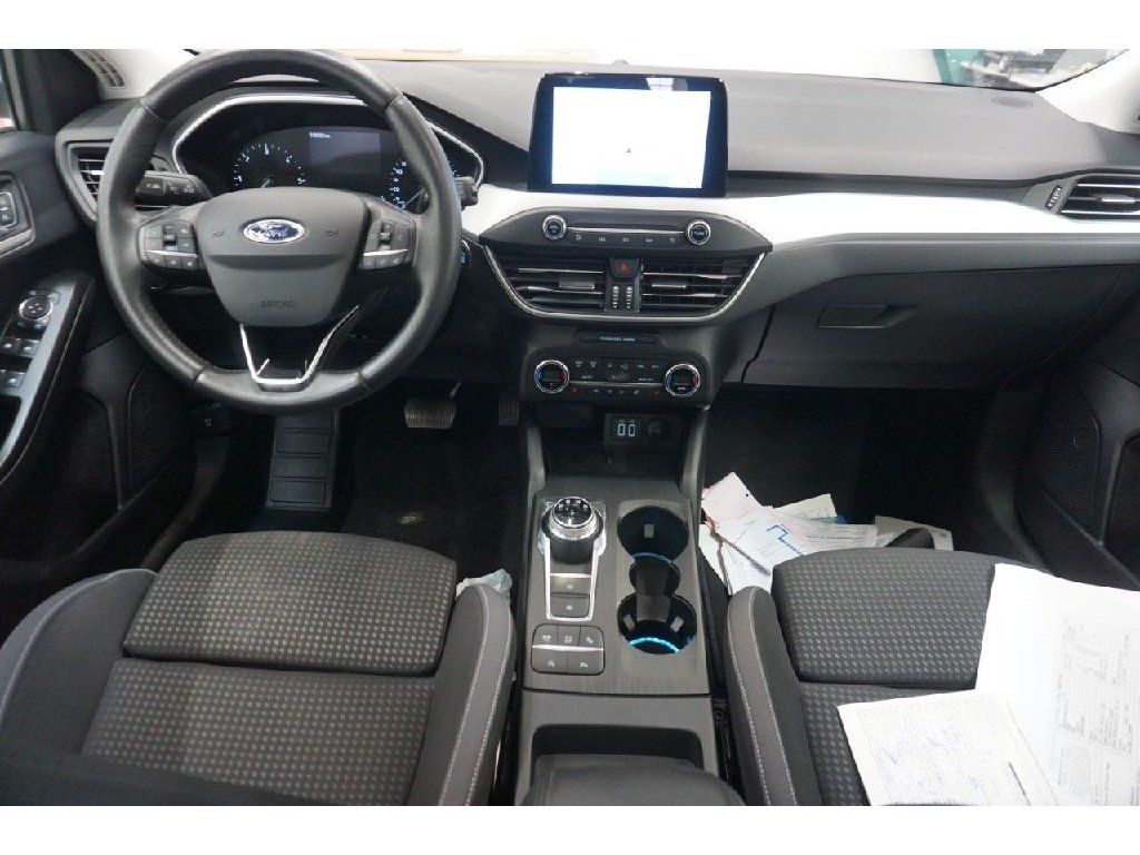 Ford Focus 2.0 EcoBlue - Samsaru's Car Outlet