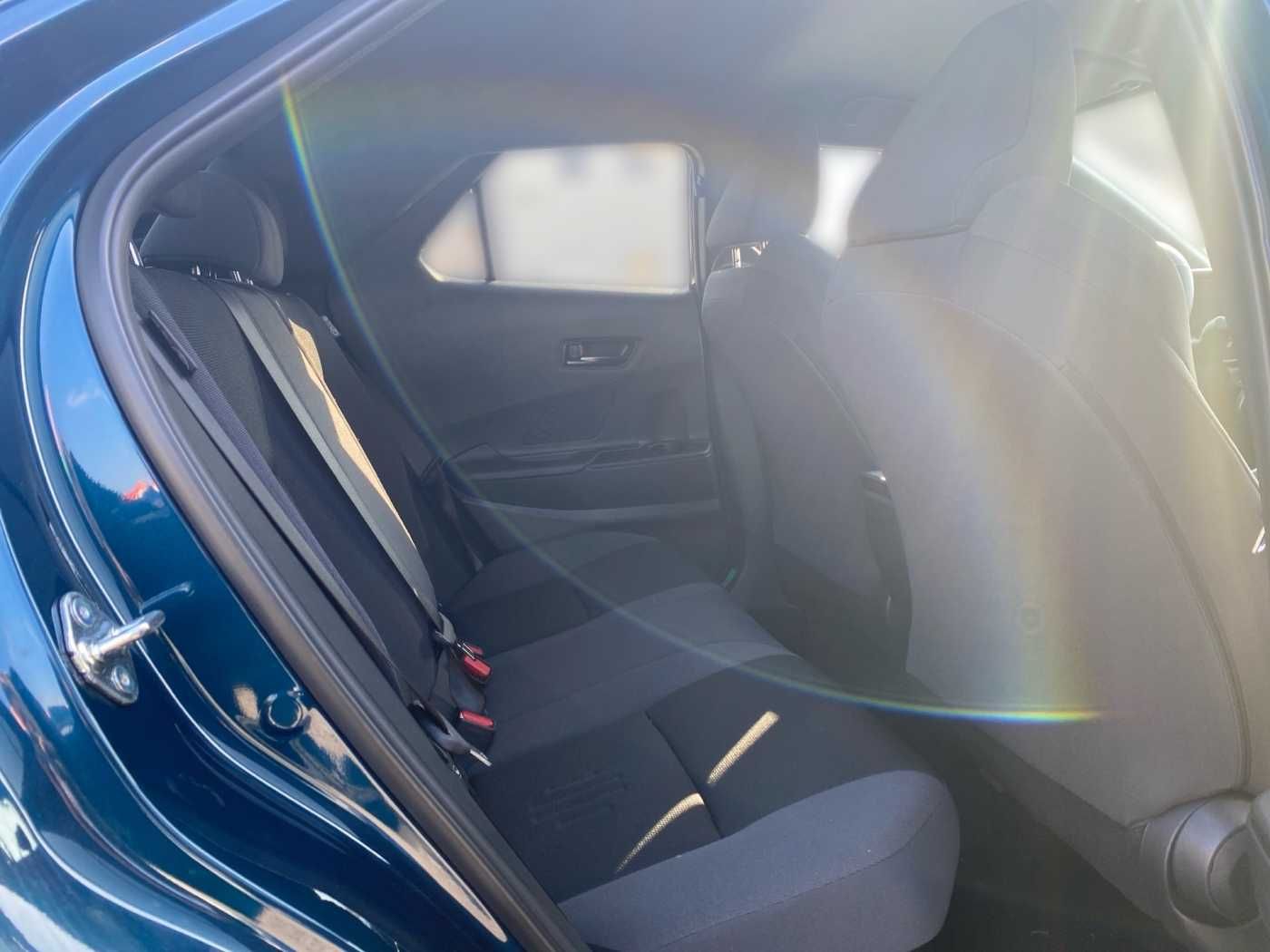 Toyota C-HR Hybrid 1.8 Hybrid Team - Samsaru's Car Outlet