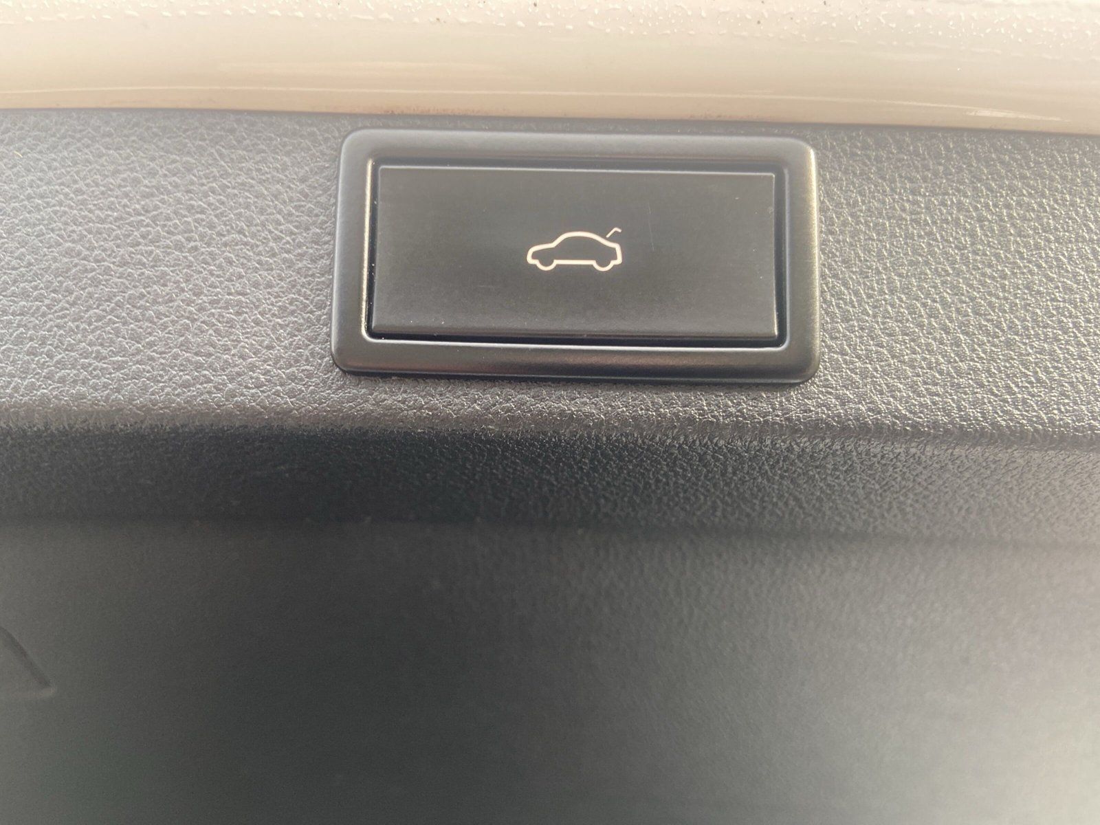 Skoda Octavia Combi 1.4TSI iV DSG Kamera-Leder-Navi