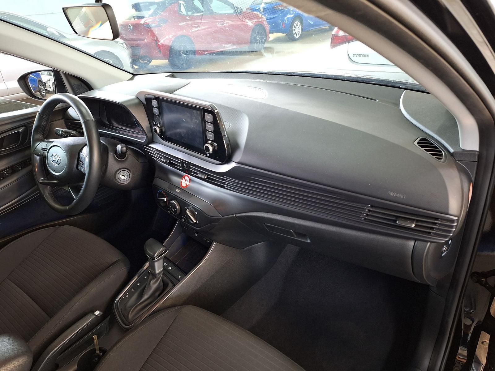 Hyundai i20 T-GDI Trend - Samsaru's Car Outlet
