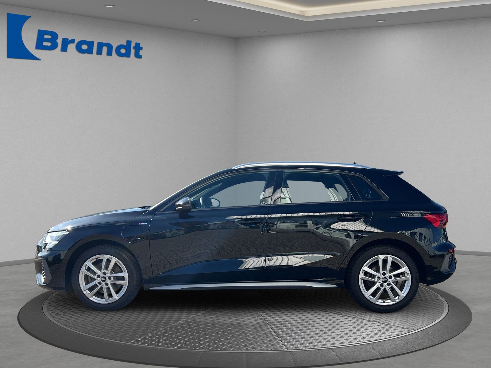 Audi A3 Sportback 40 TFSI e-tron S-LINE+LED+NAVI+AHK