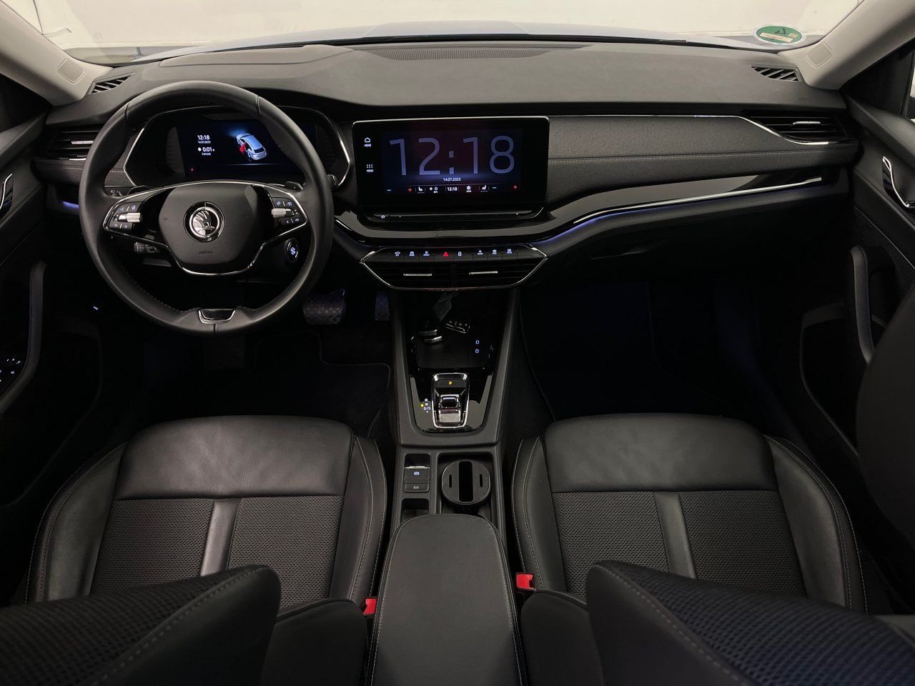 Skoda Octavia Combi 2.0 TDI First Edition - Samsaru's Car Outlet