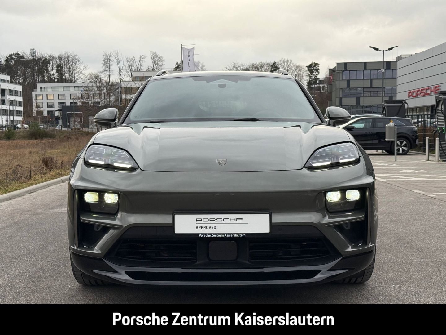 Porsche Macan Turbo 22-Zoll Rückfahrkamera LED-Matrix