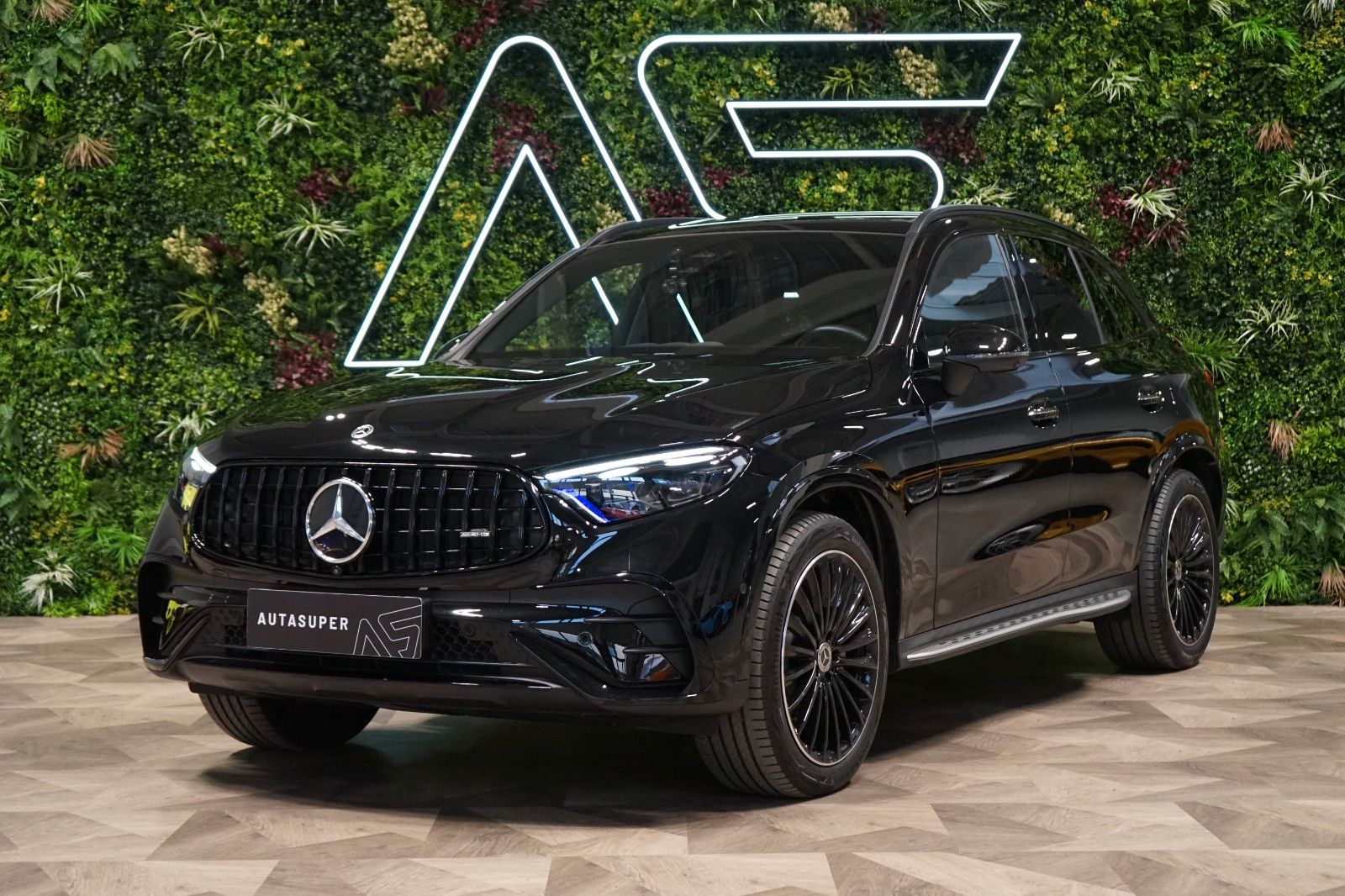 Mercedes-Benz GLC*300d*4M*AIR*360*TOW*PANO*63.554€ NETTO