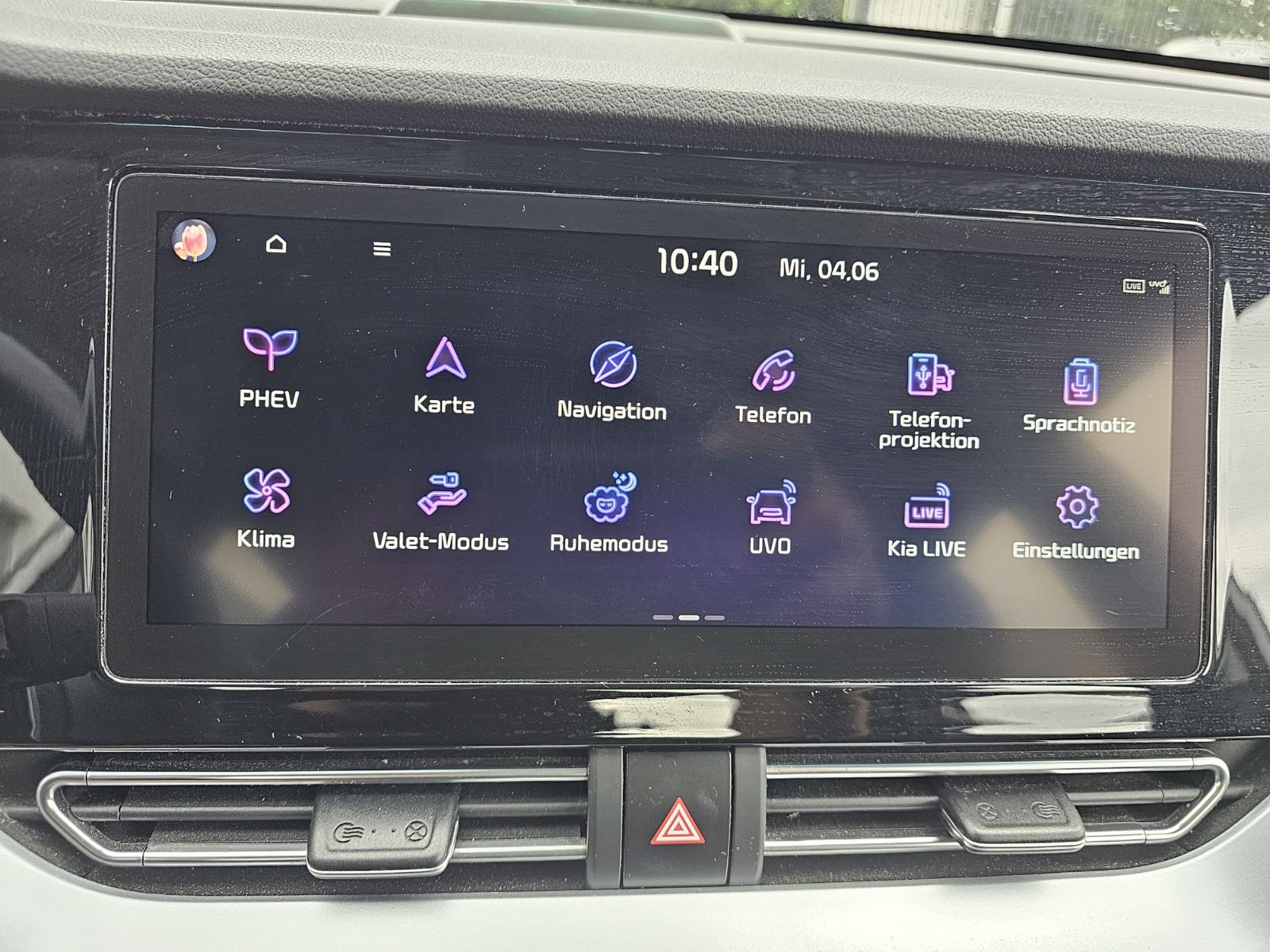 Kia Niro Vision Plug-in Hybrid - Samsaru's Car Outlet