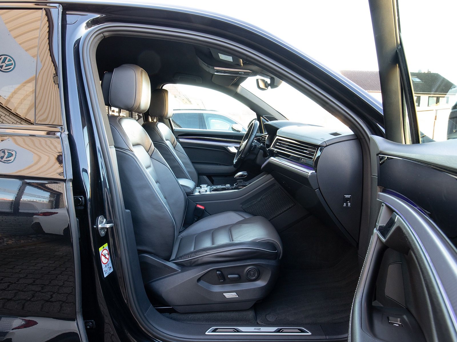Volkswagen Touareg R-Line DYN Matrix 360°StandH.ACC Leder