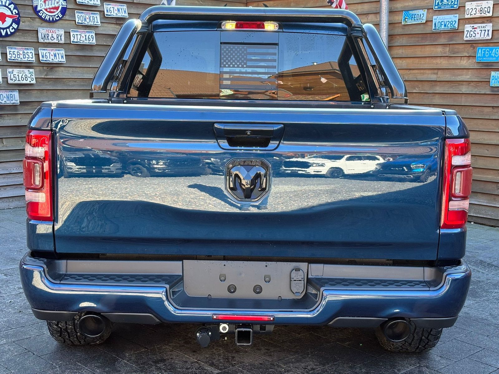 Dodge RAM 1500 Laramie LED AHK Memory 4x4 6-Sitzer