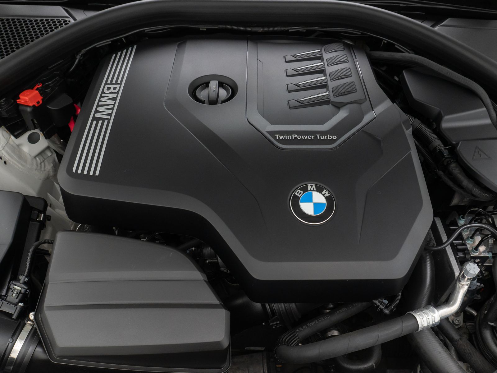 BMW 330i Sport Line - Samsaru's Car Outlet