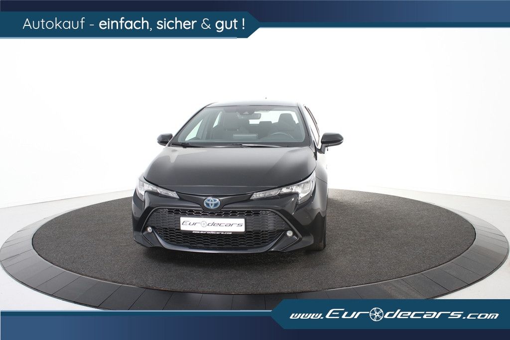 Toyota Corolla 1.8 Hybrid - Samsaru's Car Outlet