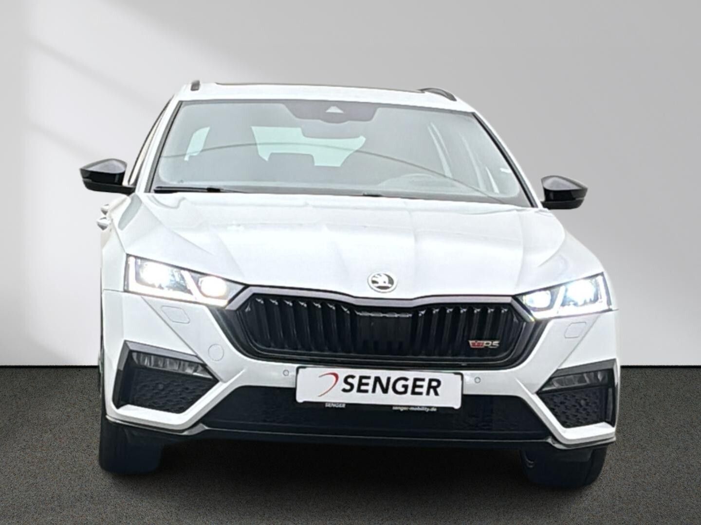 Skoda Octavia Combi RS 1.4 TSI iV DSG Matrix Pano ACC