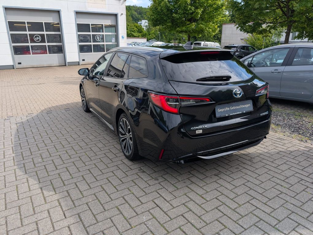 Toyota Corolla 2.0 Hybrid TS Team - Samsaru's Car Outlet