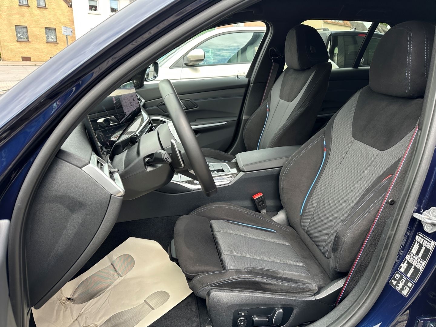 BMW 320 D xD MSPORT-PRO HUD DAP PA+ H/K STAND-HZ AHK