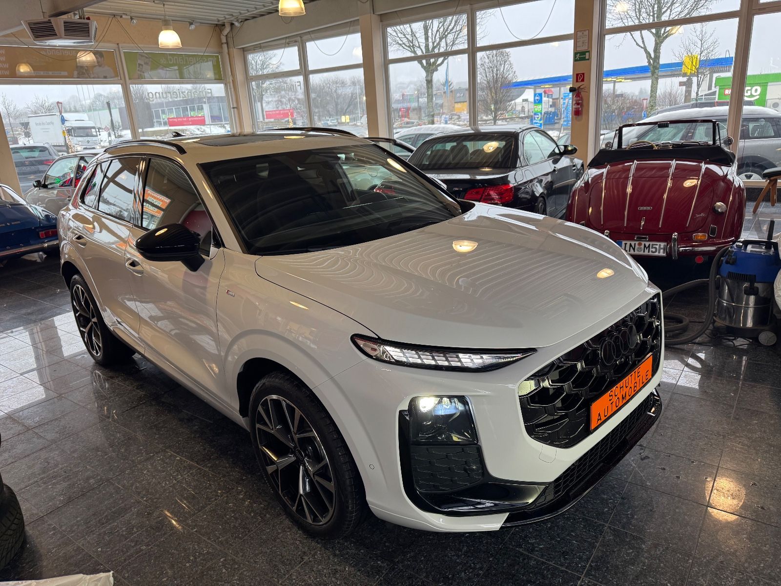 Audi TFSI  S-Line AHK,LED-Plus,20 Zoll,Black Paket