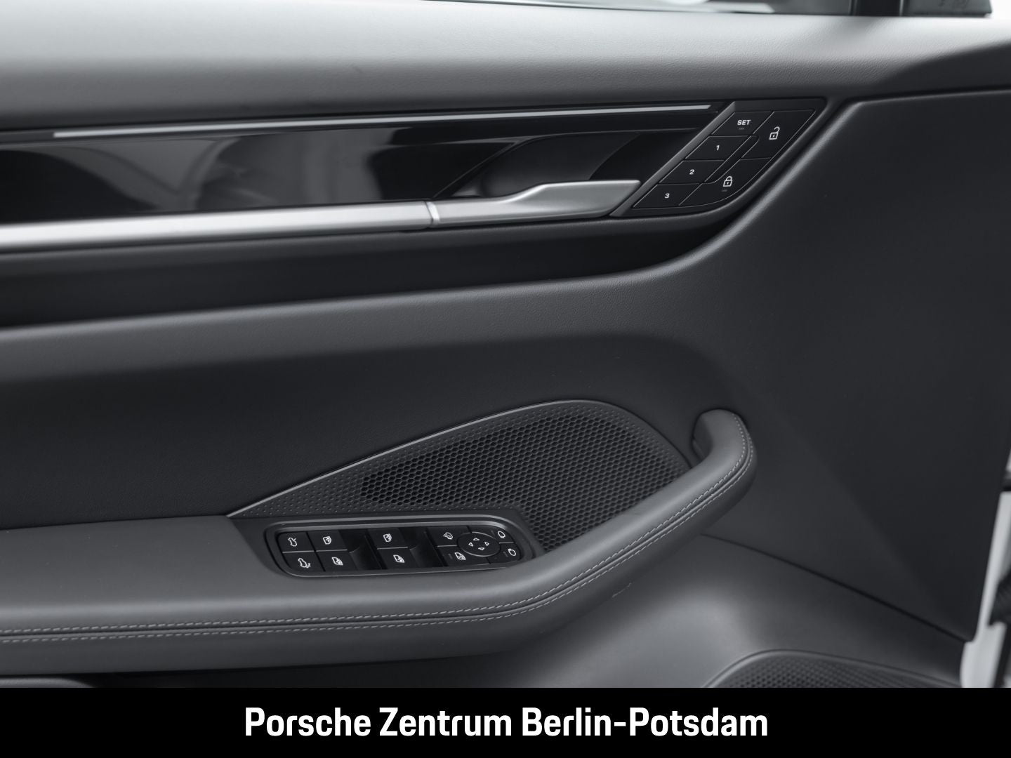 Porsche Macan BOSE Panorama Surround-View Luftfederung