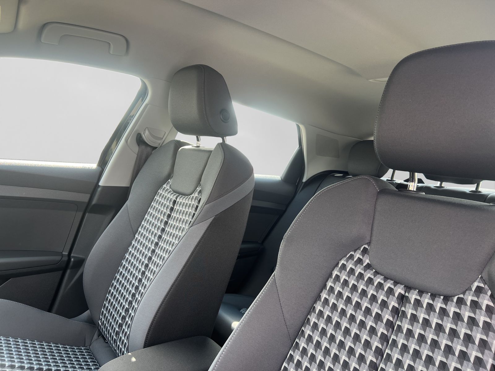 Audi A1 Sportback 25 1.0 TFSI S line - Samsaru's Car Outlet