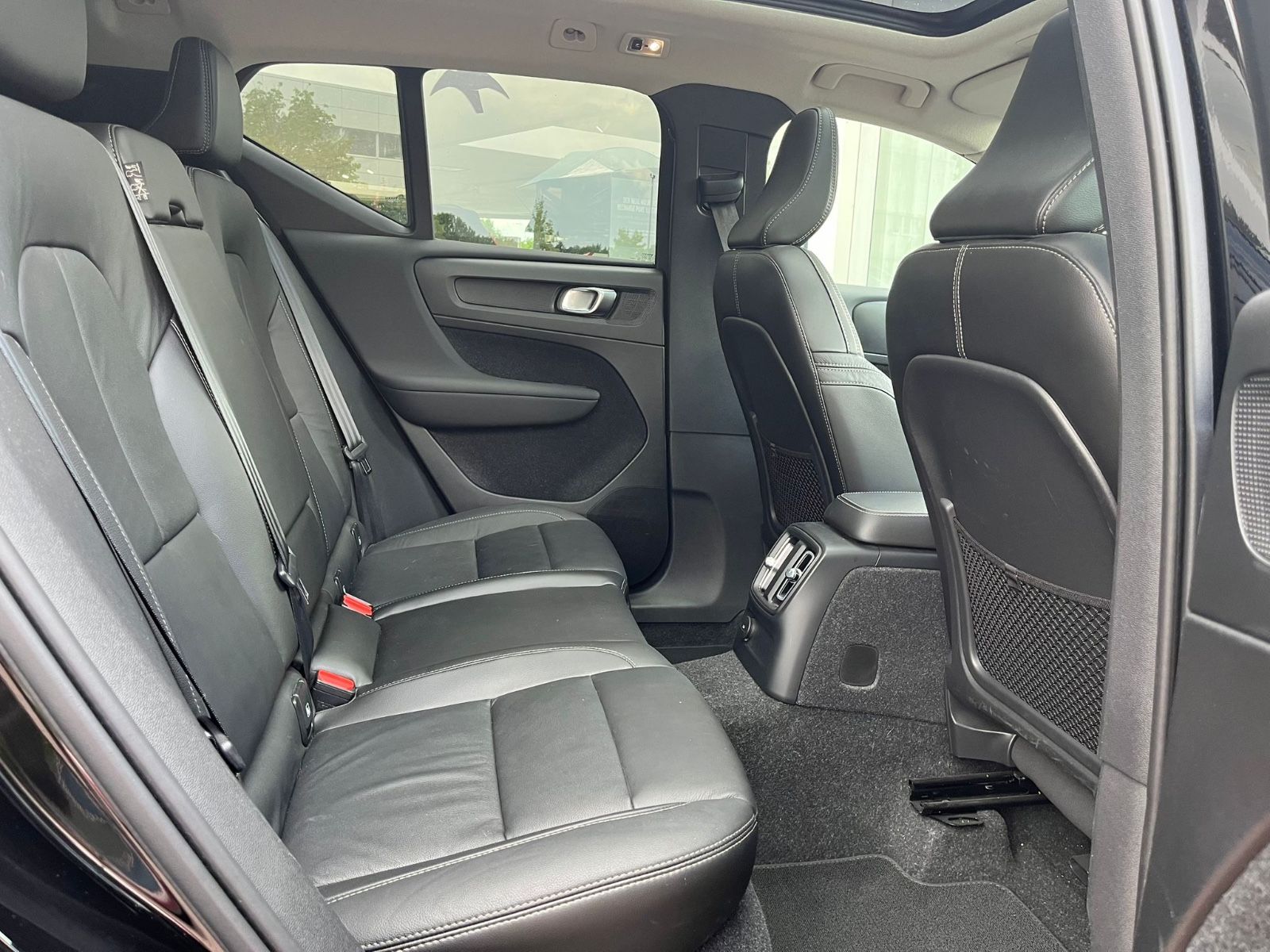 Volvo XC40 T5 Recharge Inscription - Samsaru's Car Outlet