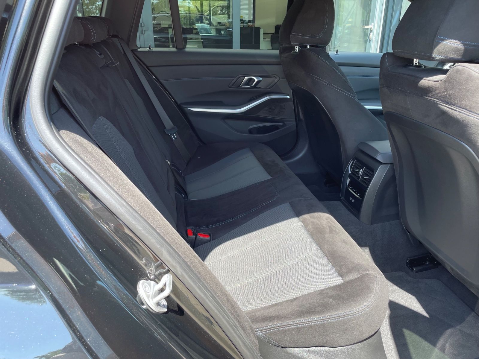 BMW 320i Aut. Touring M Sport/AHK/Head-Up/Adapt.LED