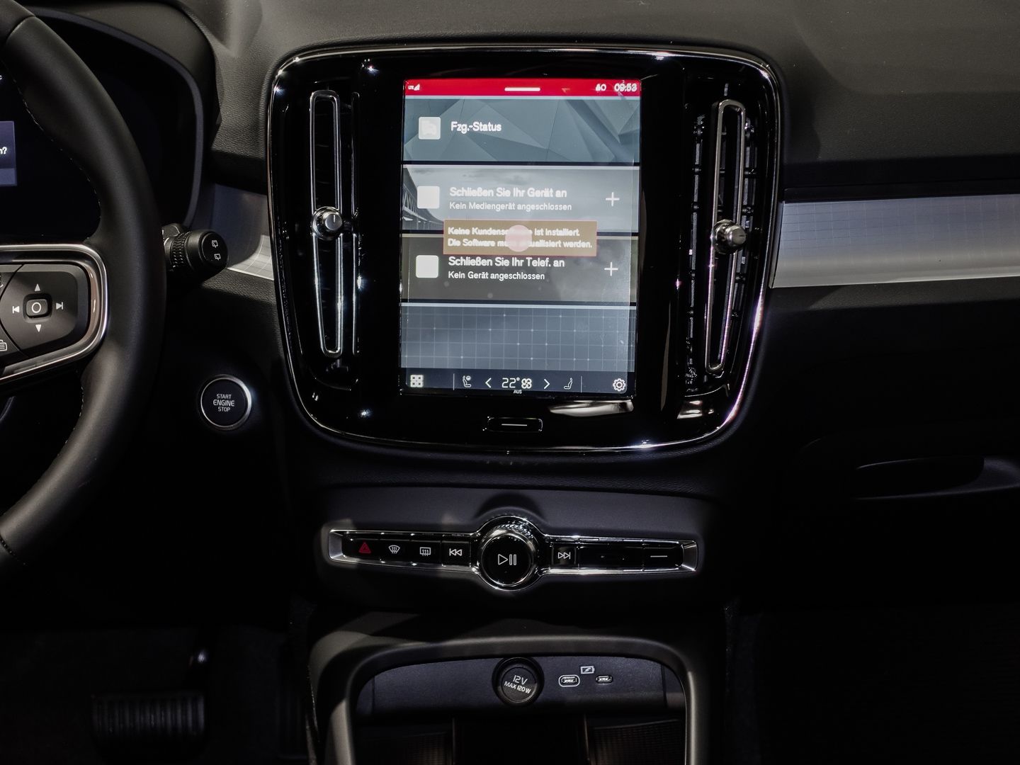Volvo XC40 B3 Benzin Plus Dark - Samsaru's Car Outlet