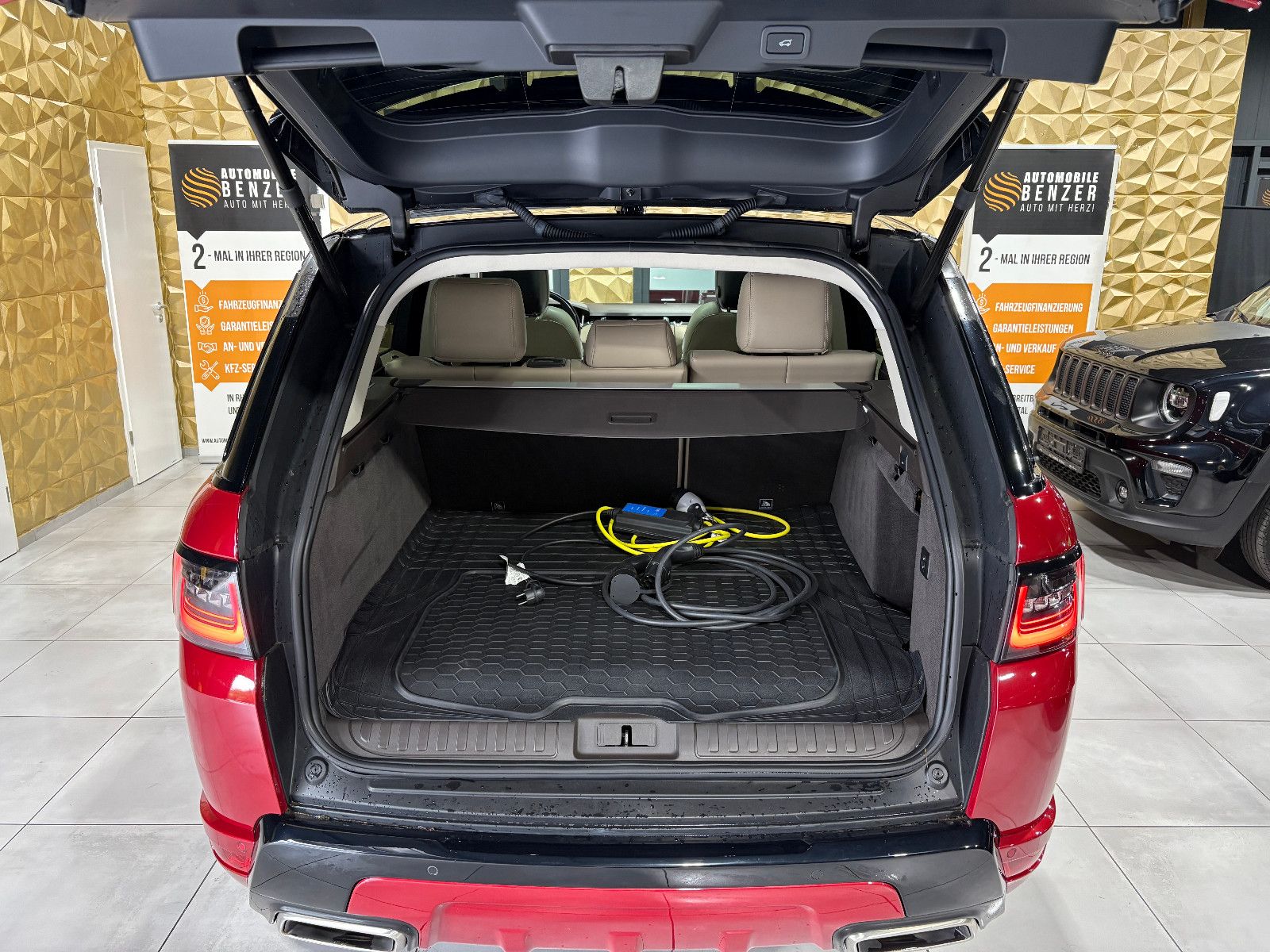 Range Rover Sport HSE Dynamic Hybrid - Samsaru's Car Outlet