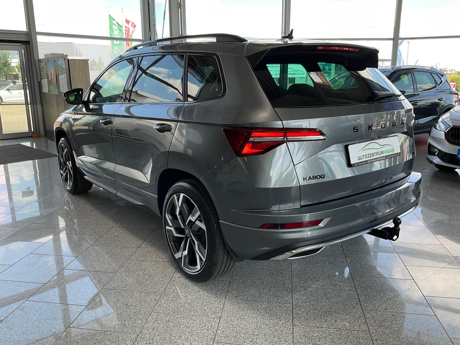 Skoda Karoq 2.0TSI Sportline 4x4 AHK Standheizung Alca