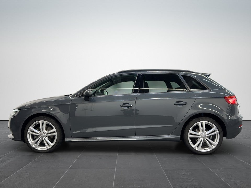 Audi A3 Sportback E-tron 204 CP