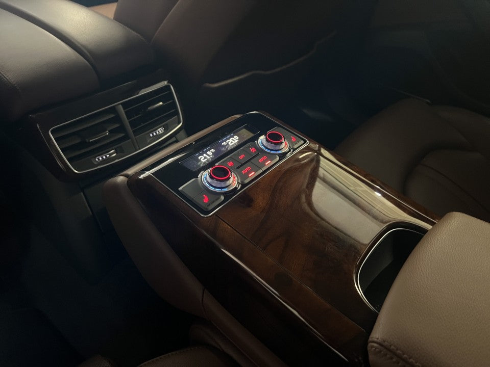 Audi A8 4.2 TDI Quattro