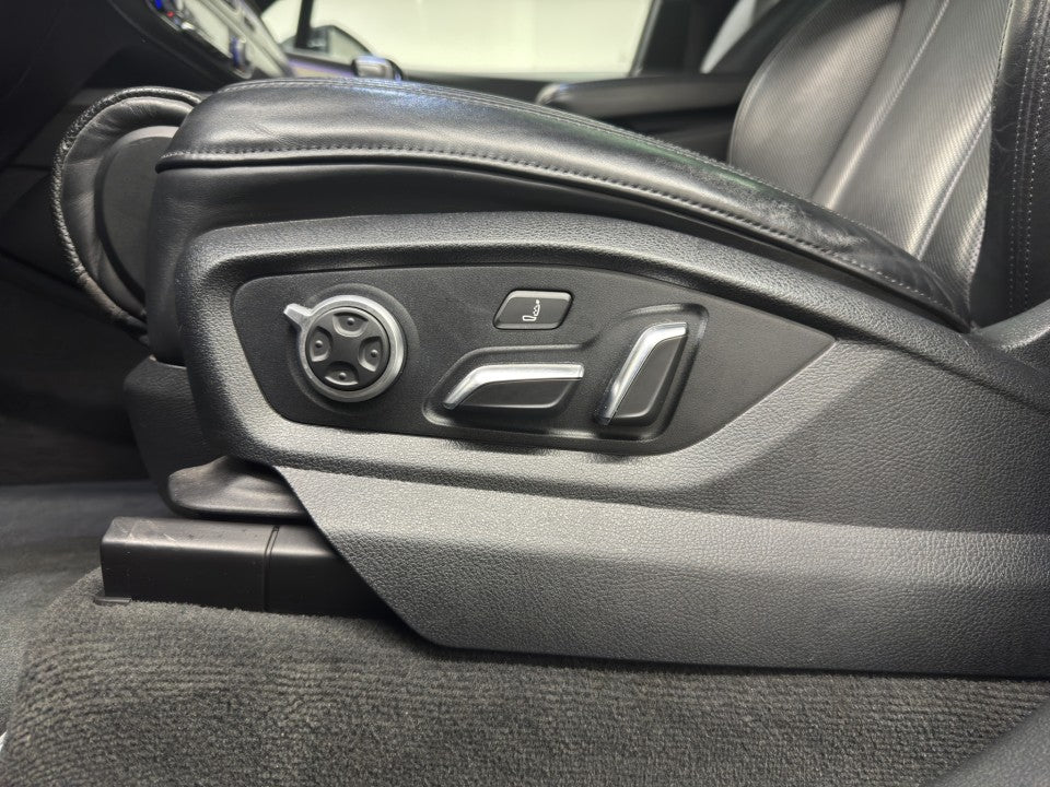 Audi Q7 50 TDI quattro S-line