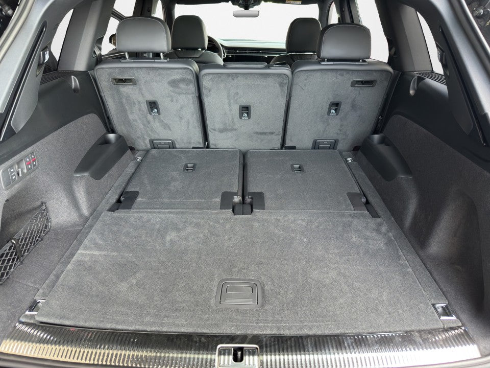 Audi Q7 50 TDI quattro S-line - 7 locuri