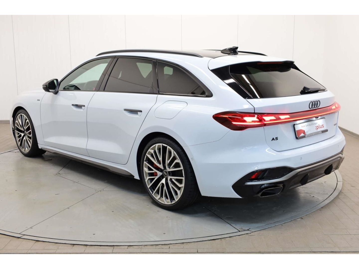 Audi A5 Avant e-hybrid quattro S line edition one B&O