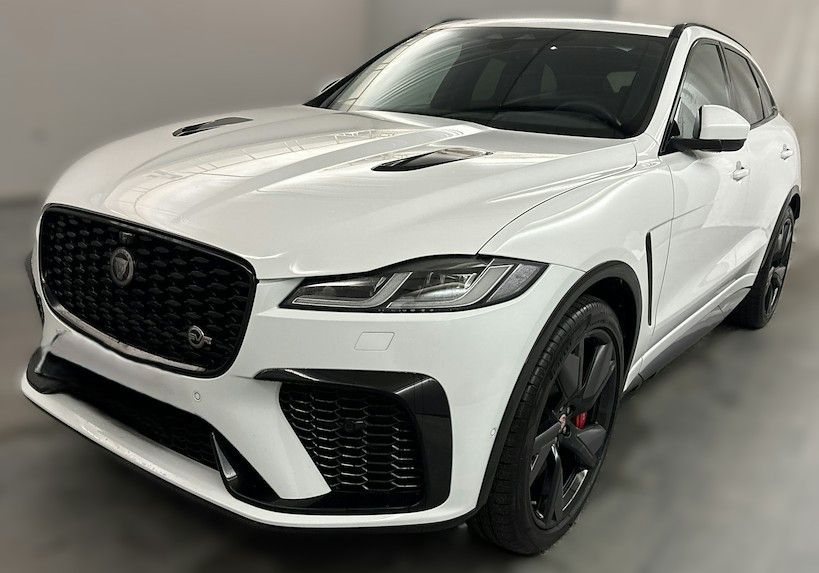 Jaguar SVR+PANO+MATRIX+22"+BLACK+ACC++AHK+DCC+360+AMBI+