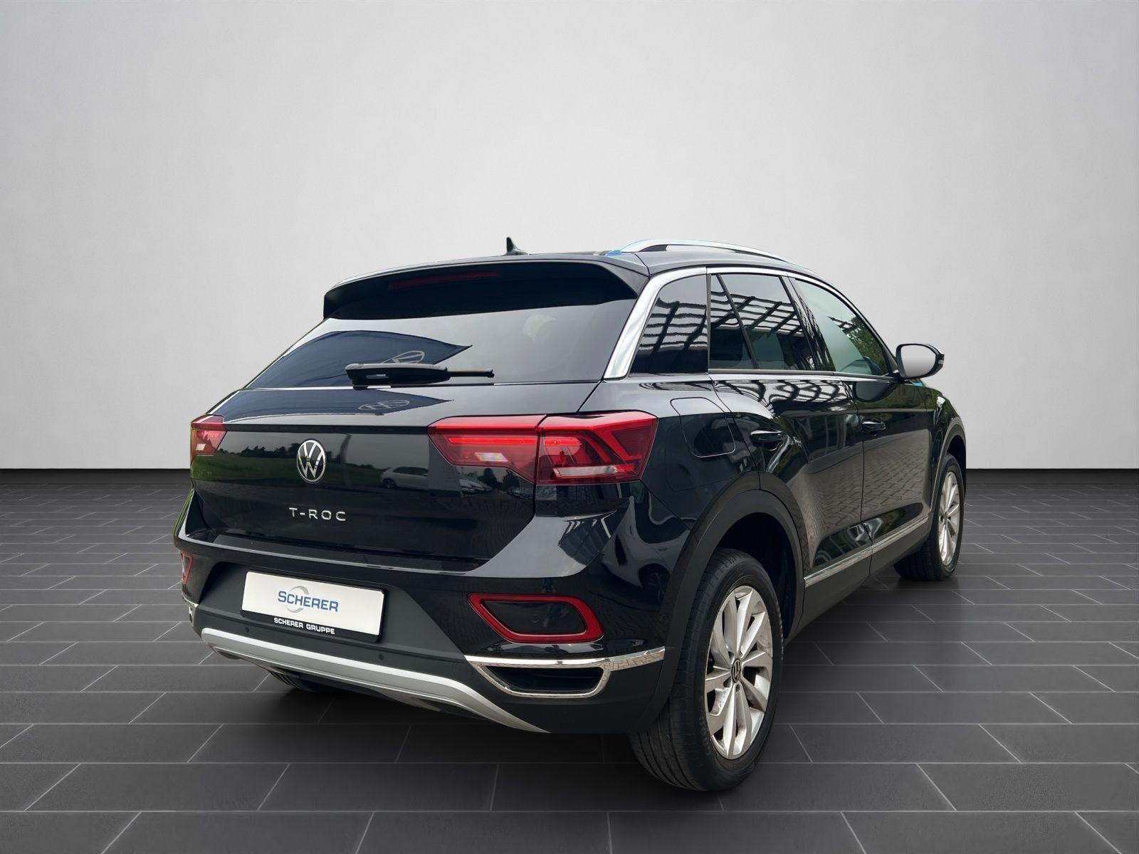 Volkswagen T-Roc 2.0 TDI Style - Samsaru's Car Outlet
