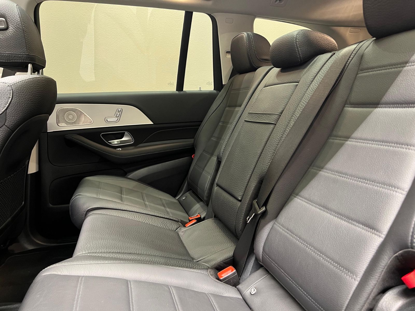 Mercedes-Benz GLS350 d 4M - Samsaru's Car Outlet