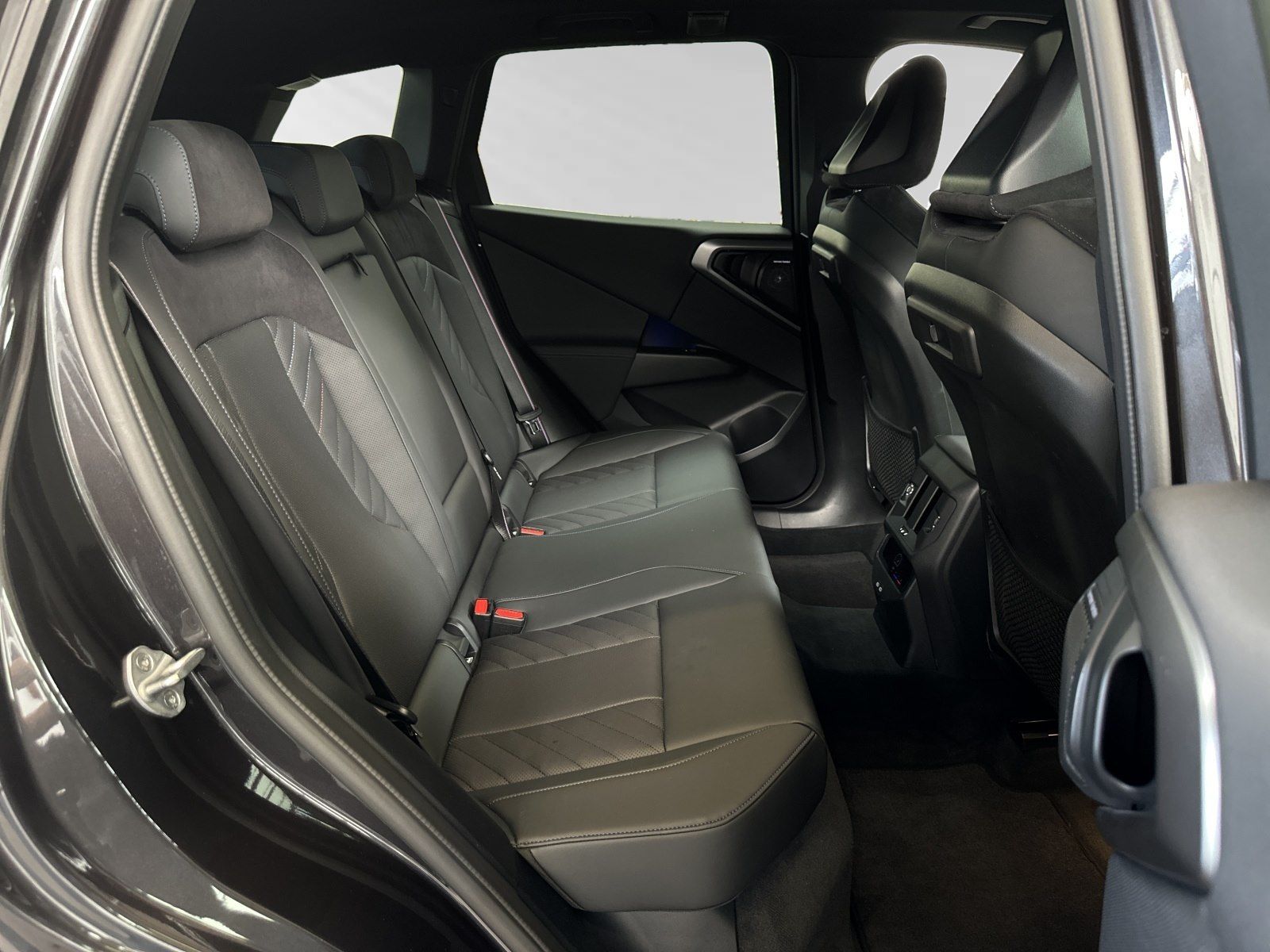 BMW X3 20 xDrive M Sport Pro|AHK|Harman/Kardon|19"