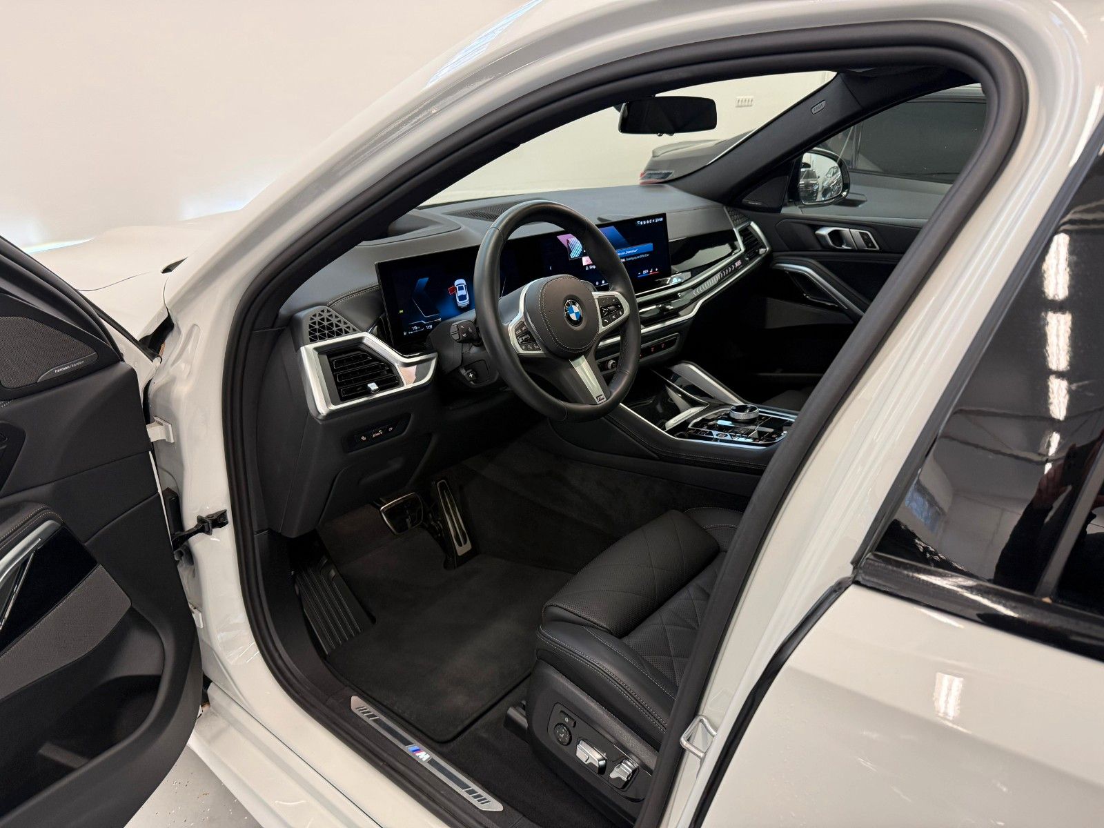 BMW X6 30d xDrive MSport ACC,HUD,PANO,HARMAN,AHK