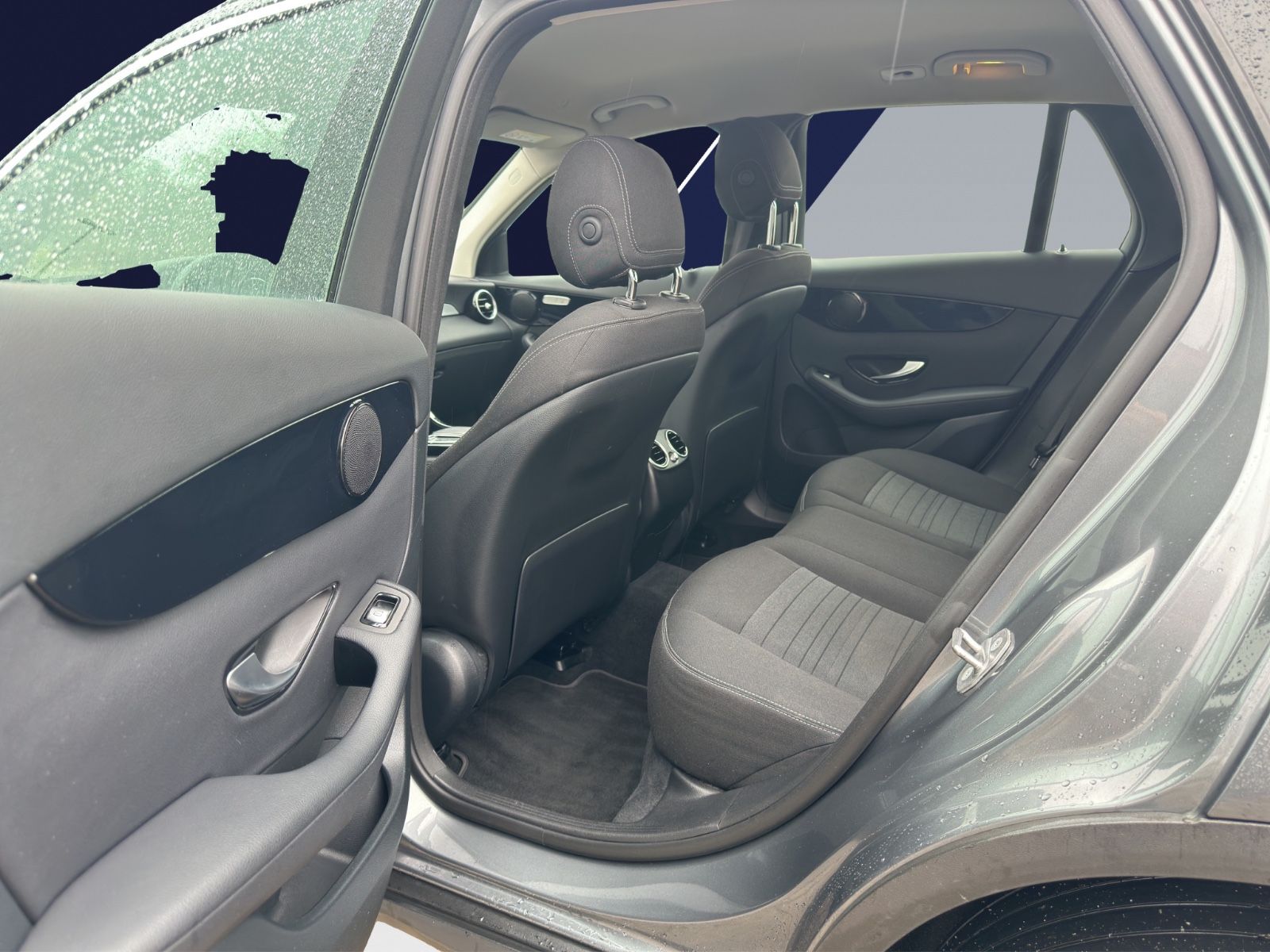 Mercedes-Benz GLC 300 de 4MATIC - Samsaru's Car Outlet