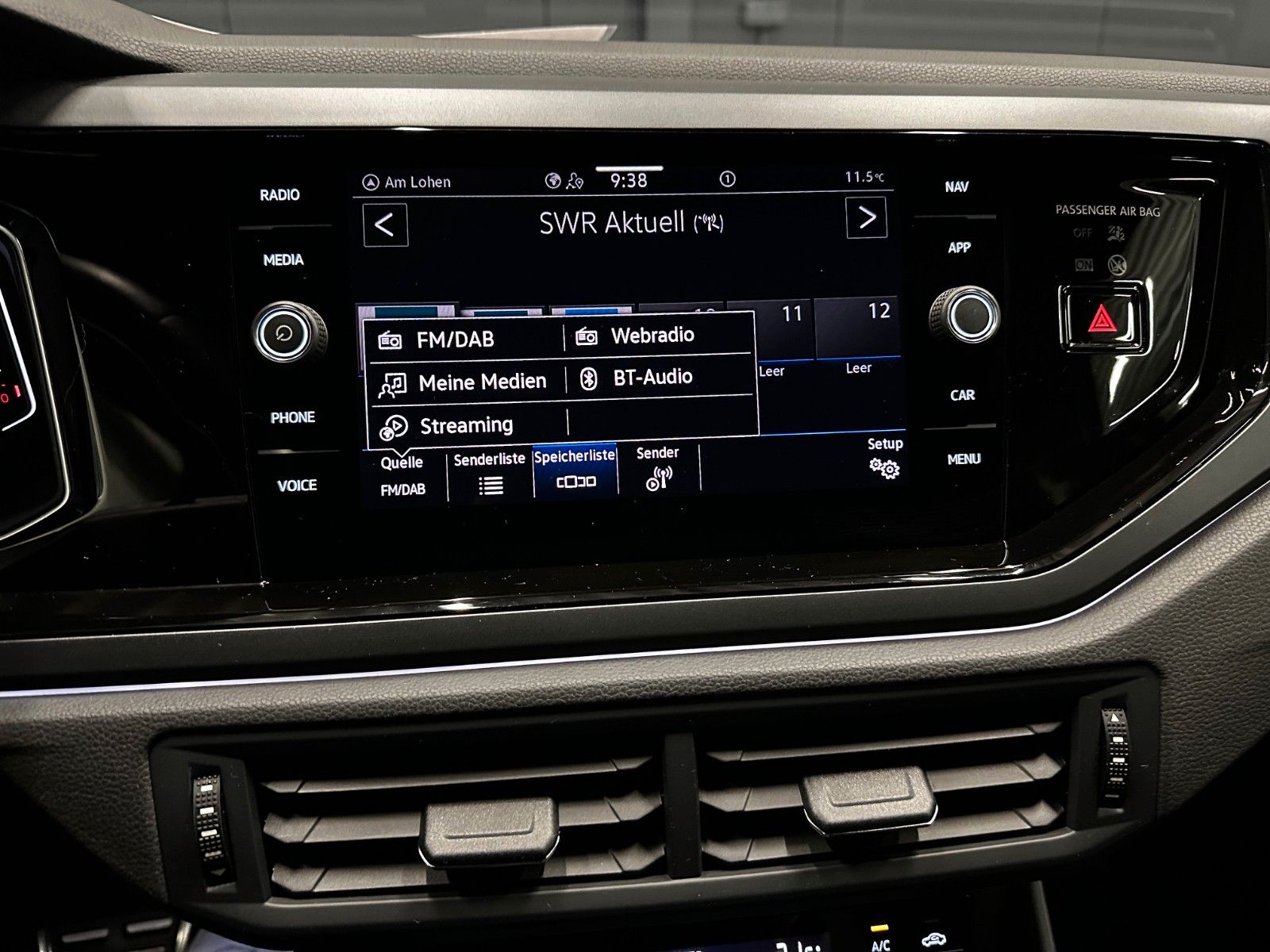 Volkswagen Taigo 1.5 TSI DSG R-Line - Samsaru's Car Outlet