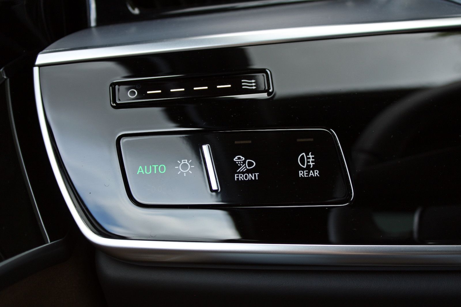 Audi A8 55TFSI quattro - Samsaru's Car Outlet