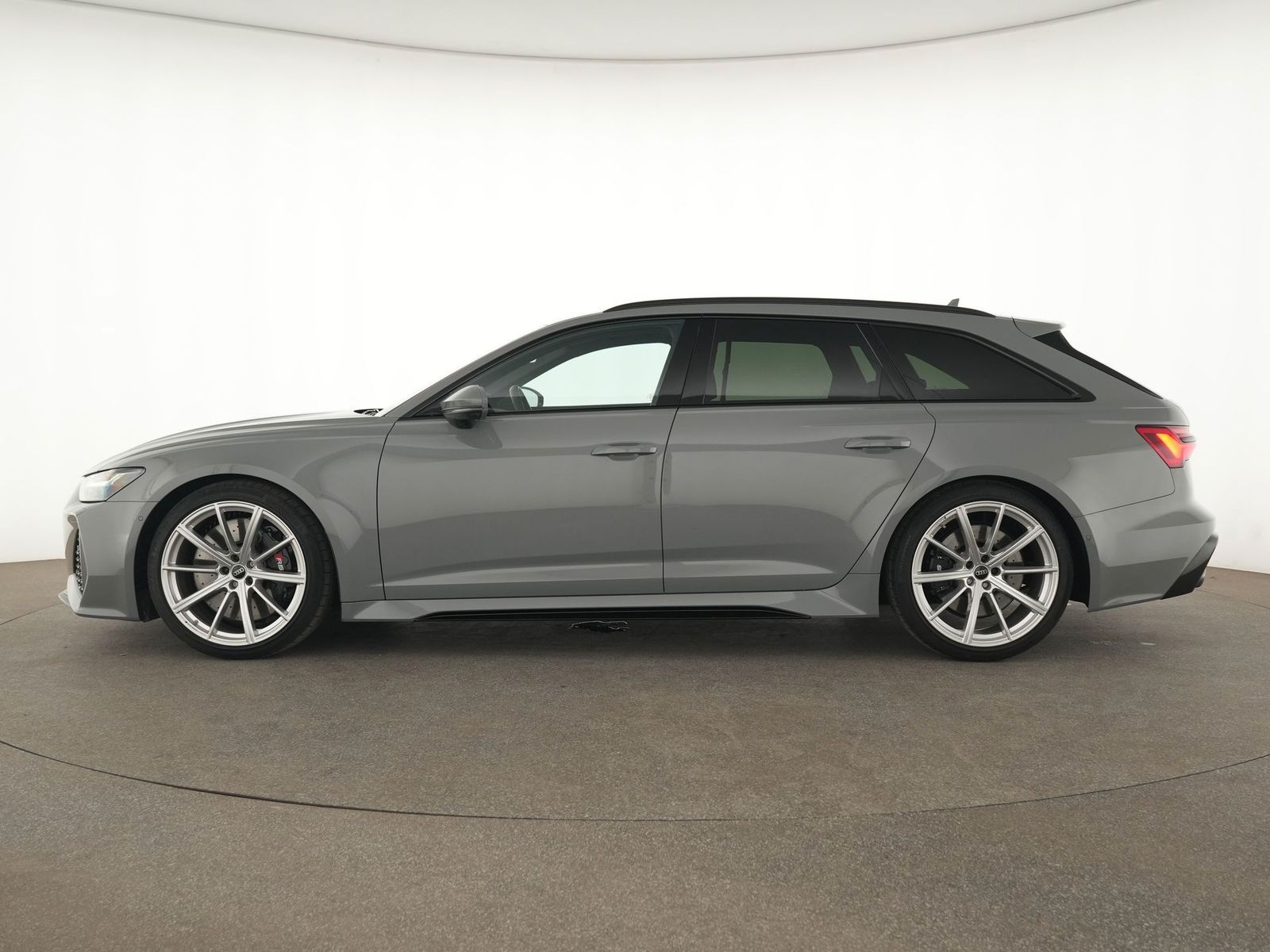 Audi RS6 Avant Laser|HuD|BO|Assistenz|AHK|Massage|Luf