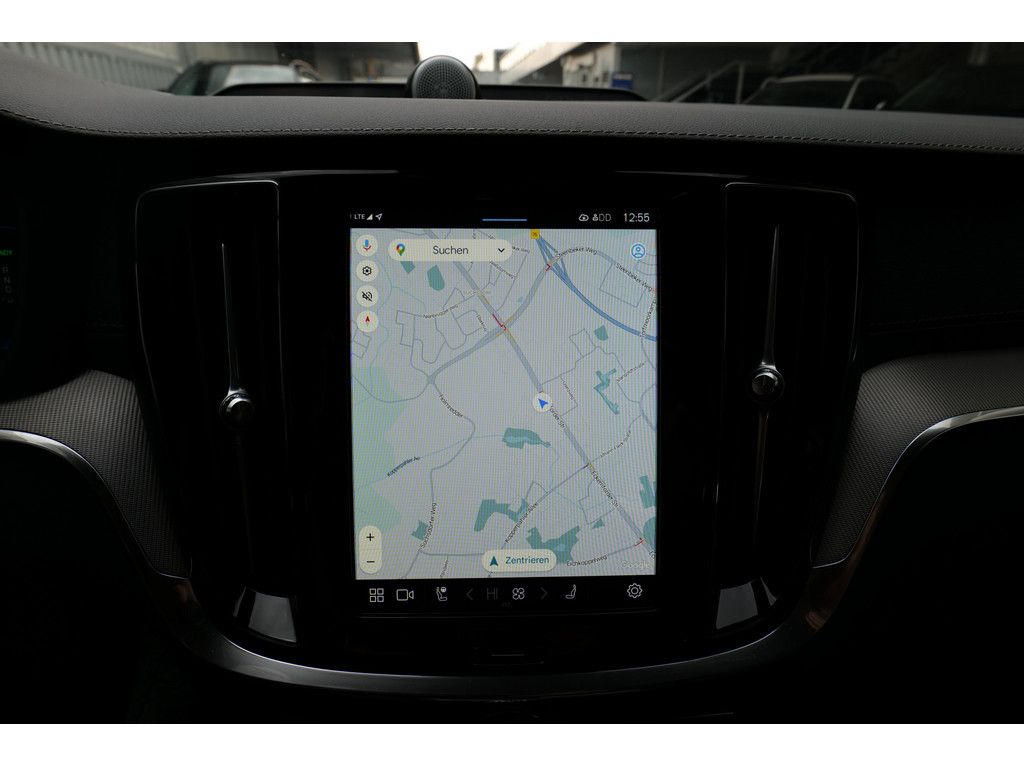 Volvo V60 T6 Ultra Dark Recharge Plug-In Hybrid AWD