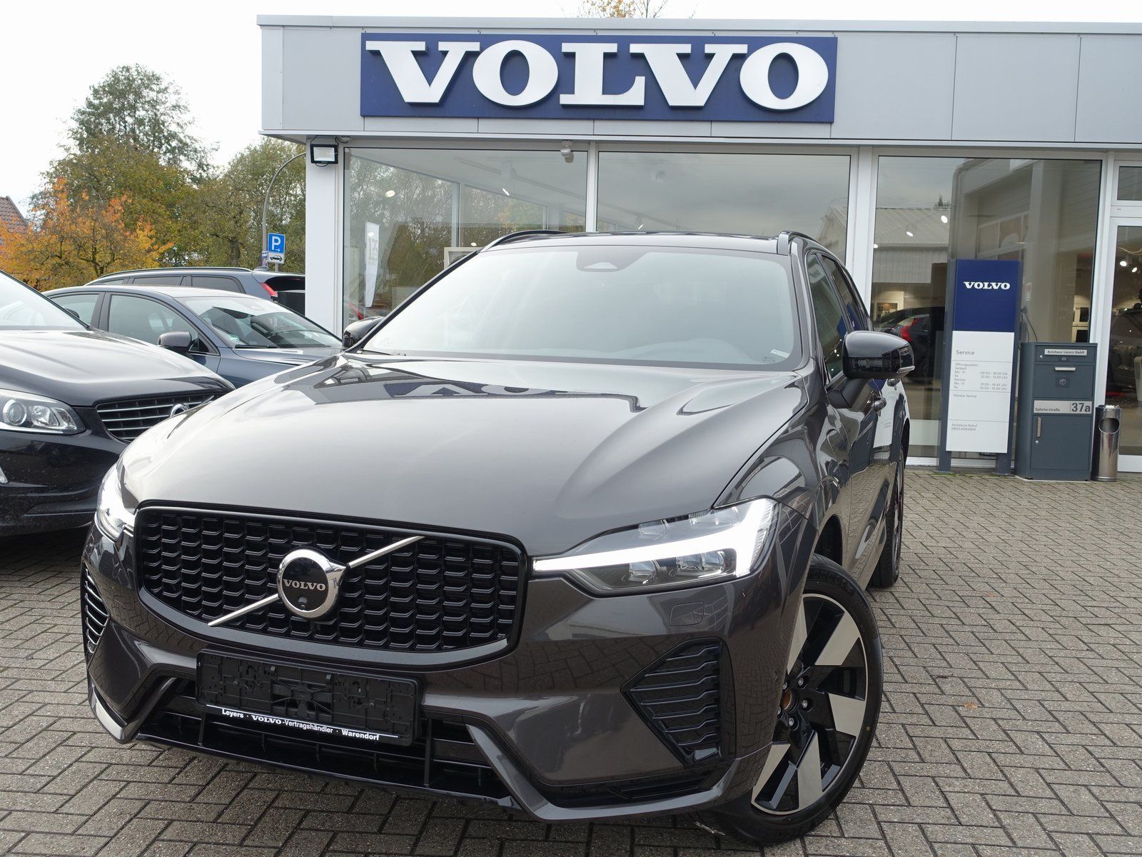 Volvo XC60 Plus, T6 AWD/Pano/AHK/360°/BLIS/H&K