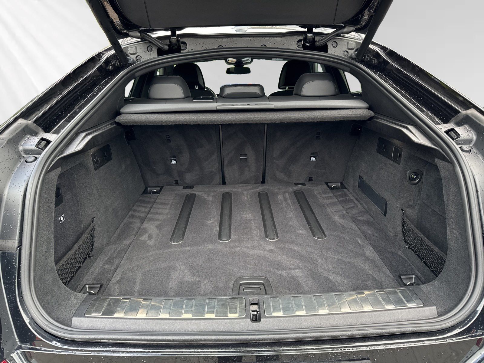 BMW X6 xDrive40i M Sport Pro|AHK|Pano|H/K|Standhzg.
