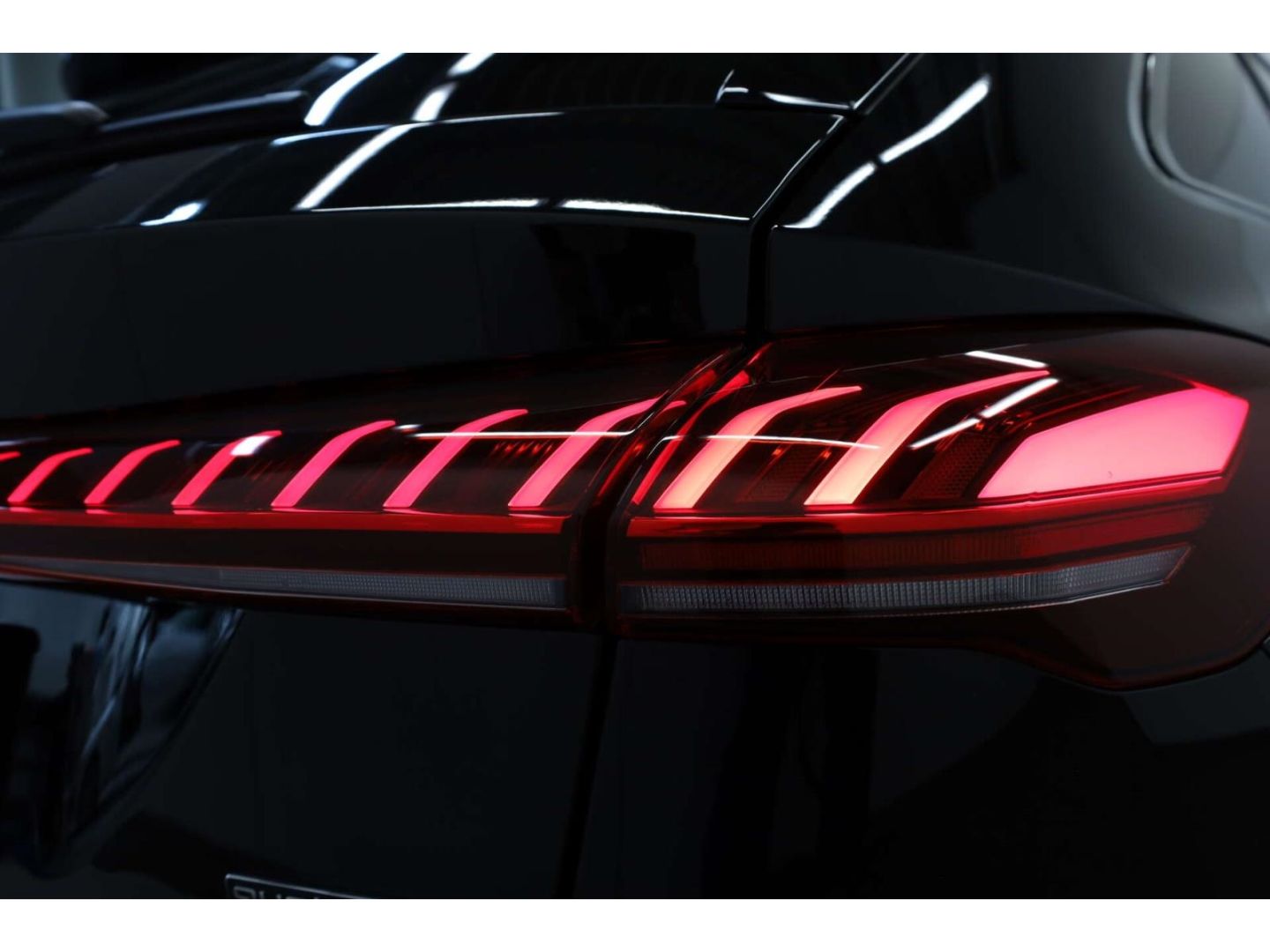 Audi A5 Avant e-hybrid qu. S line AHK/Bei.Dis./19''