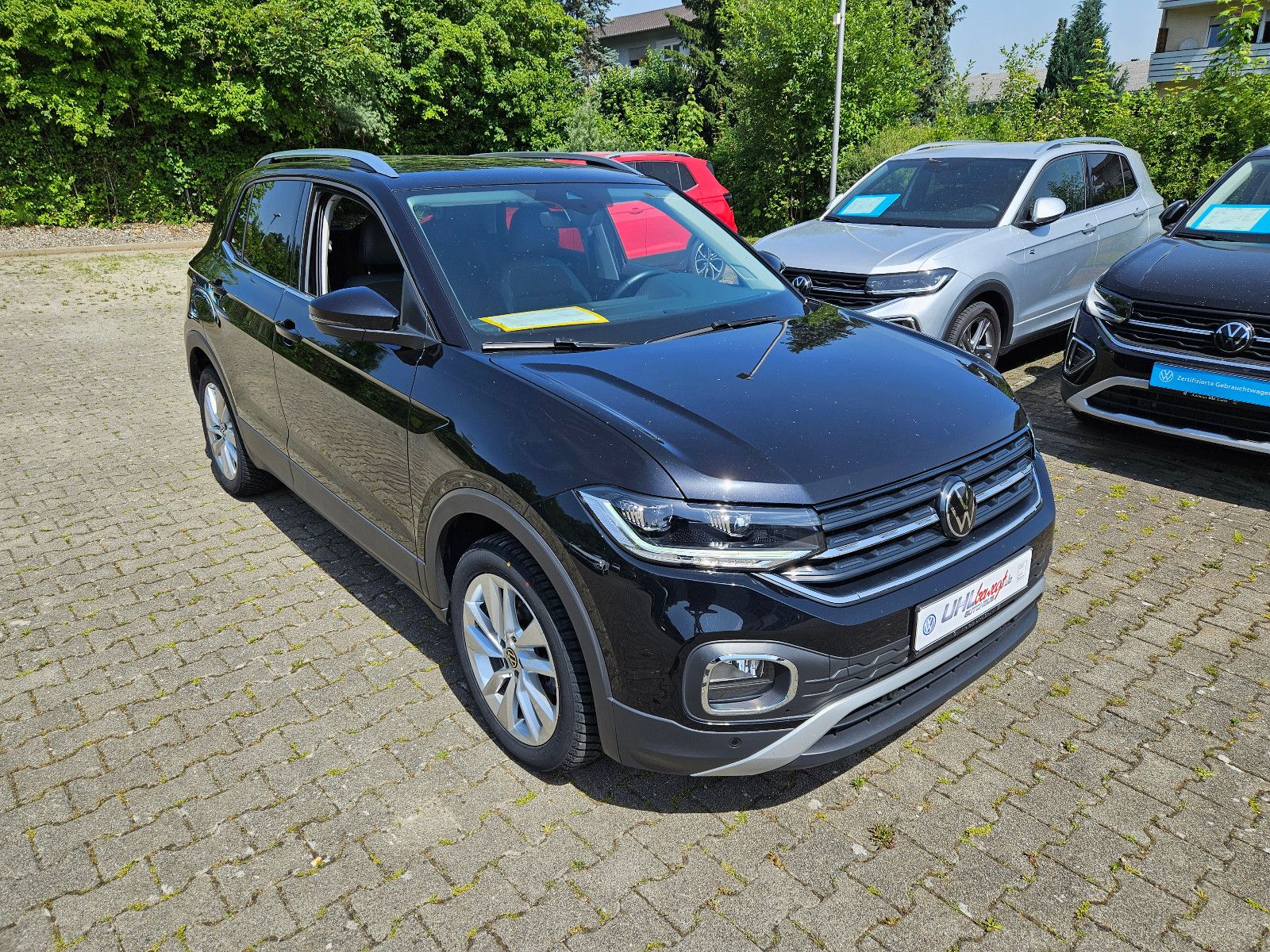 Volkswagen T-Cross Style - Samsaru's Car Outlet