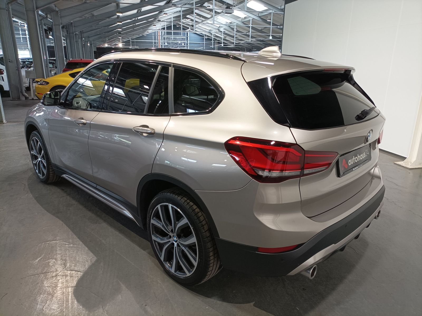 BMW X1 xDrive25d Sport Line - Samsaru's Car Outlet