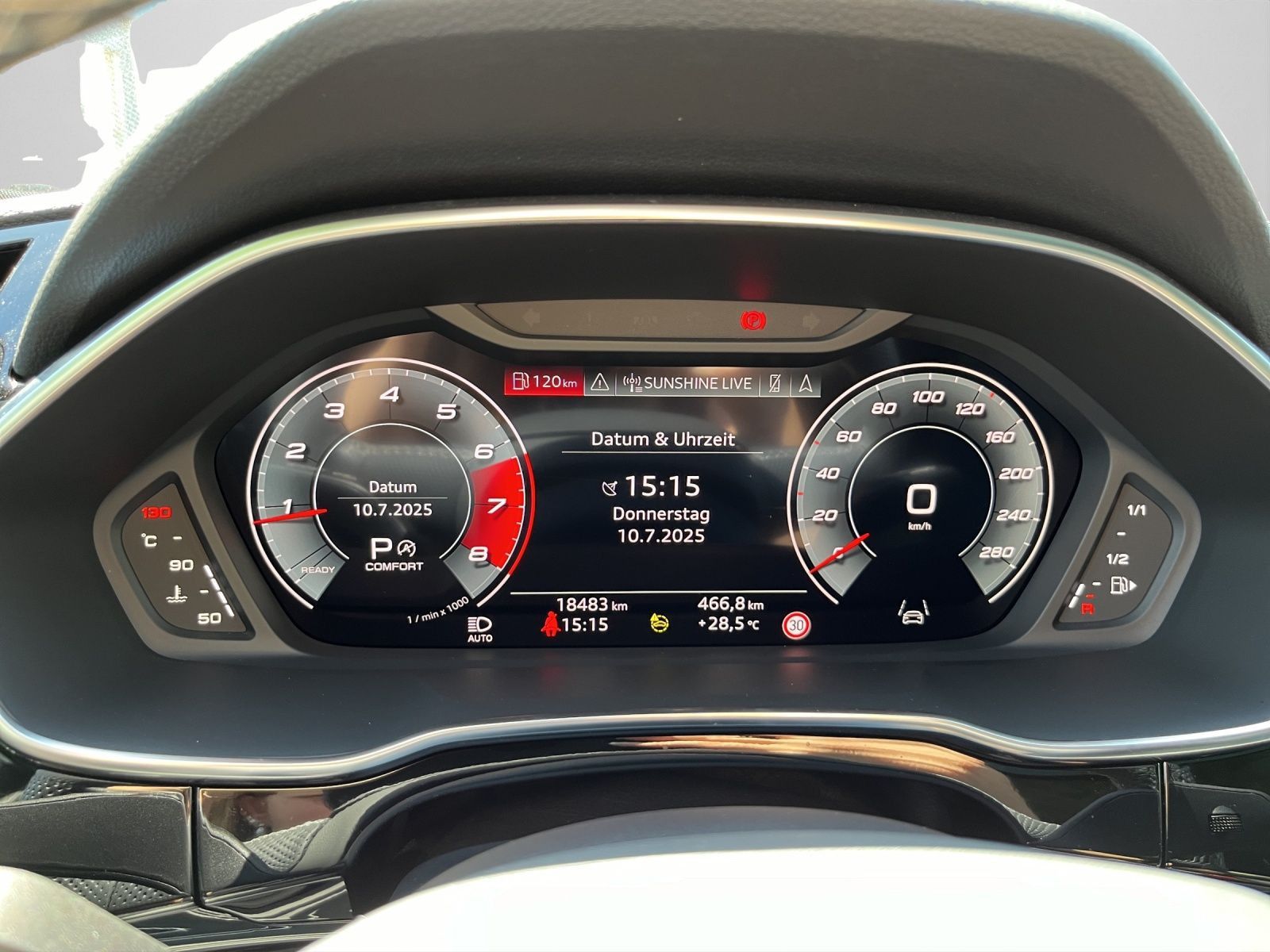 Audi Q3 40 TFSI S tronic S line - Samsaru's Car Outlet