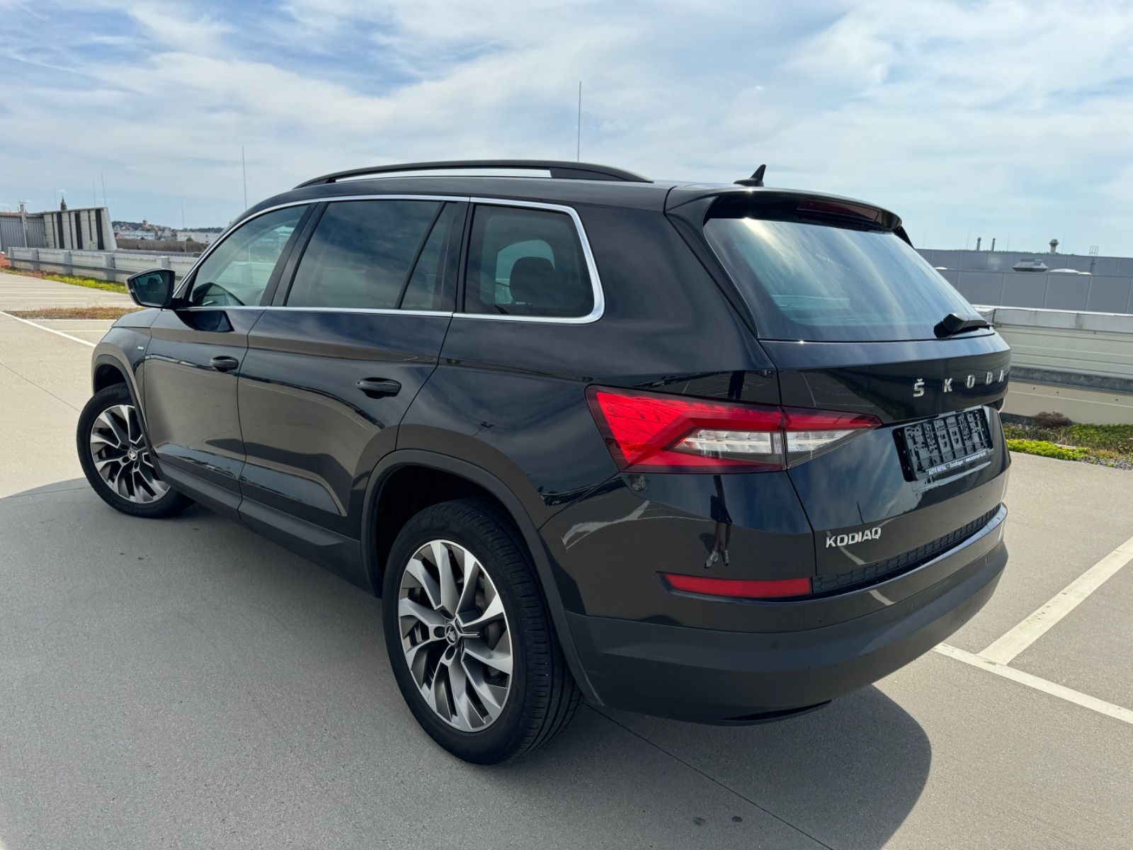 Skoda Kodiaq 2.0 TDI Clever 4x4 VIRTUAL*NAVI*LED*AHK