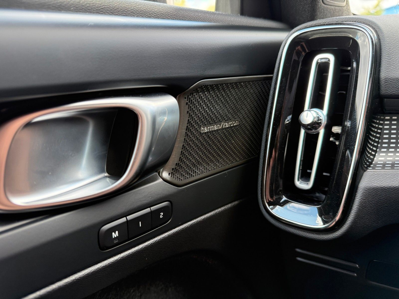 Volvo XC40 B4 Geartr. BLACK EDITION ULTRA